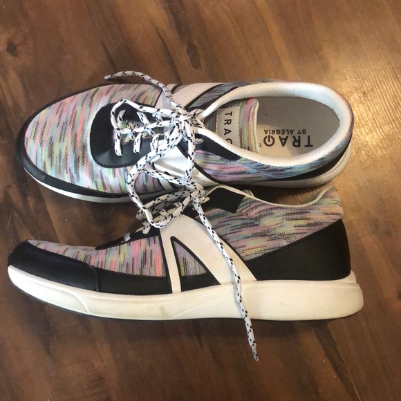 TRAQ by Algeria shoes - Picture 3 of 4